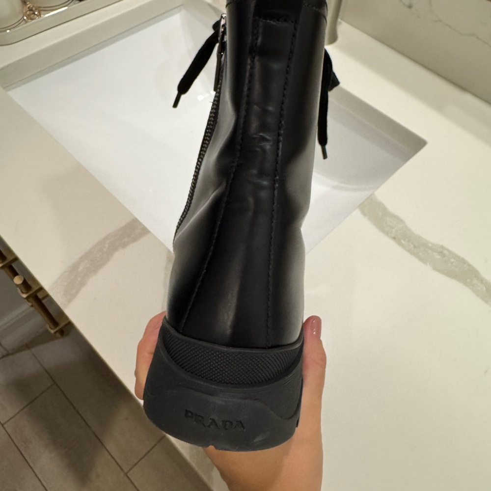 Prada women’s boots - Picture 3 of 8